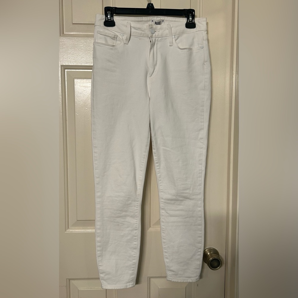 Paige Horton crop White Jeans size 28